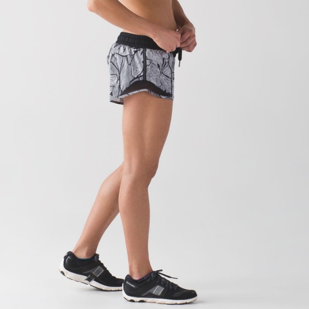Hotty Hot Short